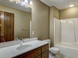 956 Parkland Dr, Chippewa Falls, WI 54729
