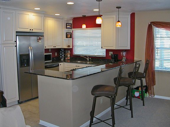 Kitchen - totally remodeled 12/2006