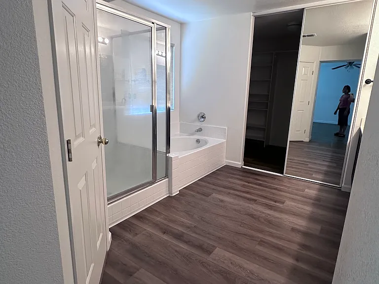 6616 Trailway Way — Photo 13