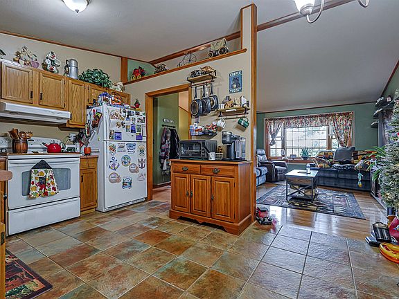 5th image of 4 Spinnaker Drive