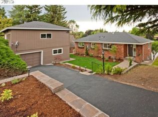 21511 NE Interlachen Ln, Fairview, OR 97024