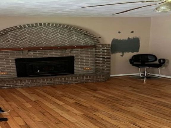 Additional Living Room