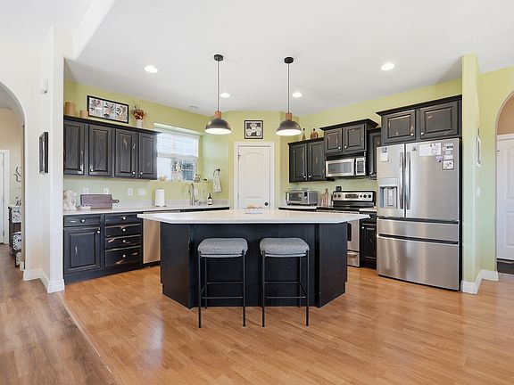 3rd image of 8494 N Turnberry Rd