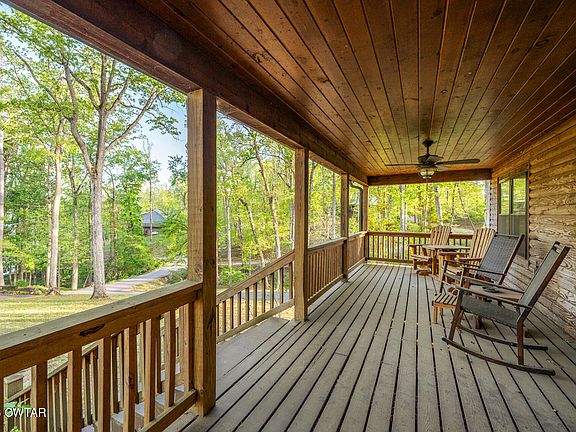 4th image of 320 Yellow Creek Ln