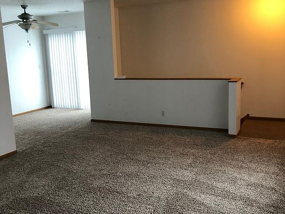 2nd image of 1521 Wingo Ln APT 4