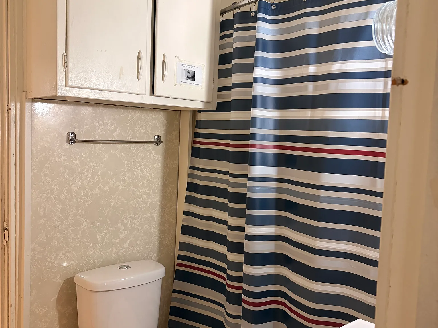 2 bed, 876 sqft, $1,200 — Photo 3