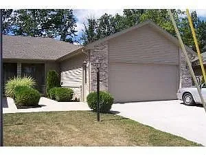 1656 Fairlawn St photo 1