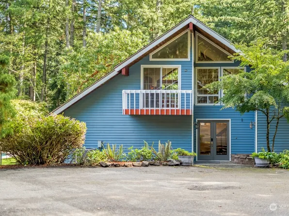 1053 Kwanah Place, Fox Island, WA 98333