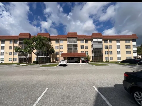 4152 Inverrary Dr APT 409, Lauderhill, FL 33319