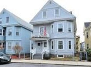 19 Rosemary St, Jamaica Plain, MA 02130