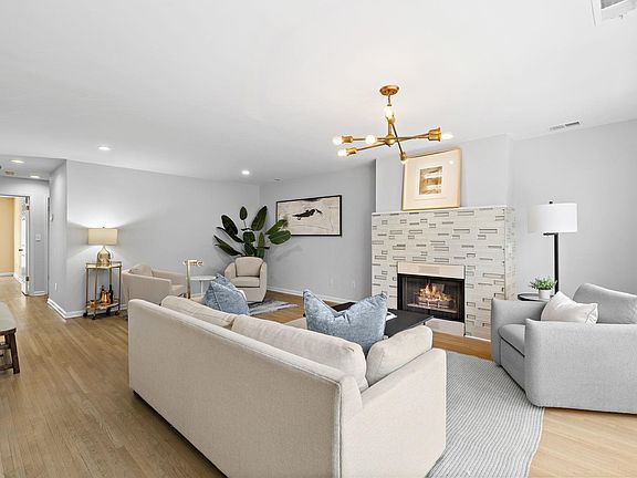 4th image of 456 9th St APT 48