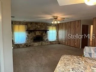 3 bed, 2.0 bath, 1802 sqft, $2,055 — Photo 3