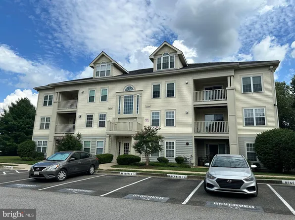 9141 Gracious End Ct Unit 202, Columbia, MD 21046
