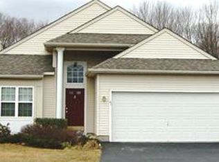 45 Esplanade Dr, Somerset, NJ 08873