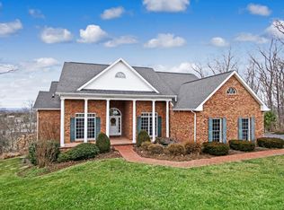 2115 Lubna Dr, Christiansburg, VA 24073