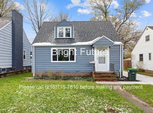 1422 Craneing Rd, Wickliffe, OH 44092