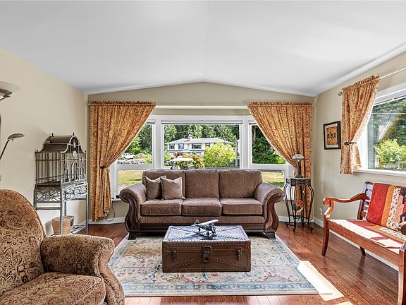 5th image of 1572 Seabird Rd #2