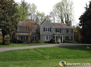 8028 Herb Farm Dr, Bethesda, MD 20817