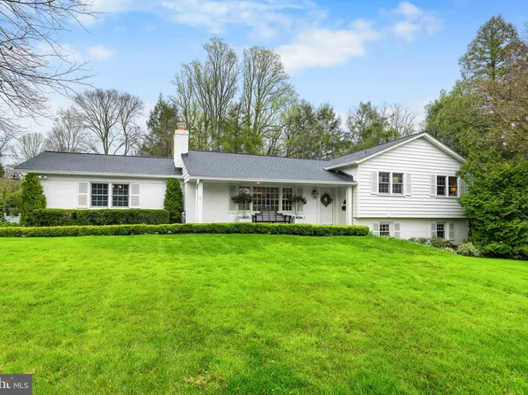 6502 Lily Dhu Ln, Falls Church, VA 22044