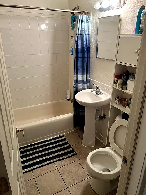 1515 N Farwell Avenue — Photo 4
