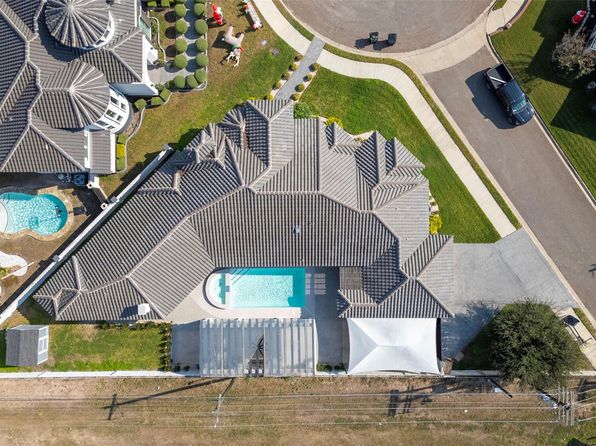 3401 E Stevenson Ave, Alton, TX 78573