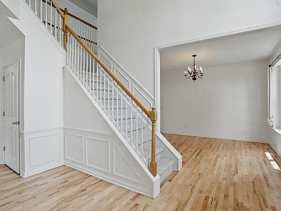 4th image of 9318 Windrift Way
