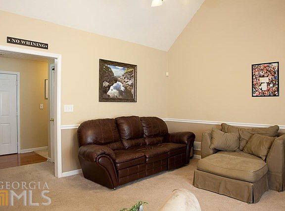 5th image of 113 Kimbell Farm Dr