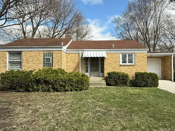 1N649 Main St, Glen Ellyn, IL 60137