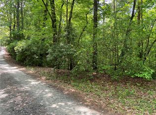 101 Cherokee Hills Trl, Pickens, SC 29671