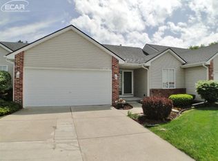 2065 W Ridge Dr, Davison, MI 48423