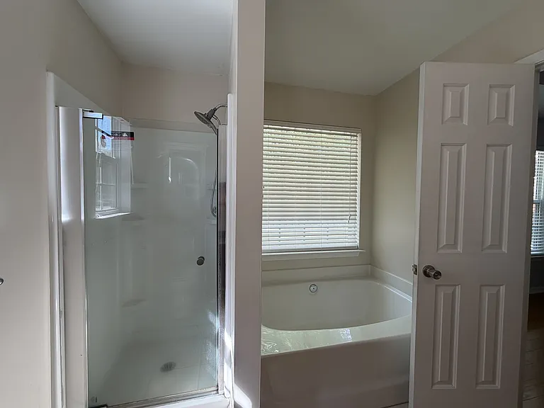 7514 Starvalley Dr — Photo 12