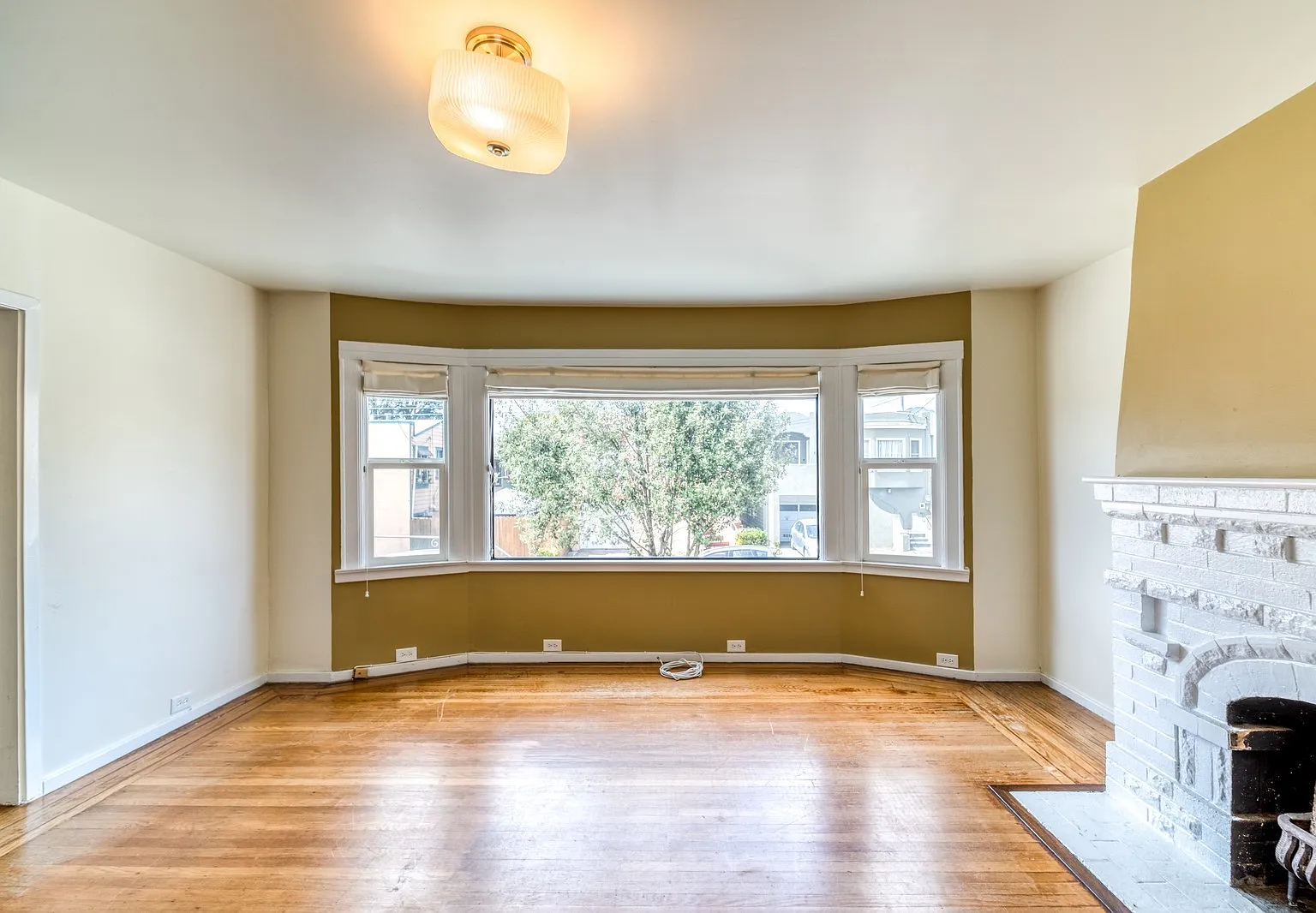 50 Paulding St, San Francisco, CA 94112 — Photo 2