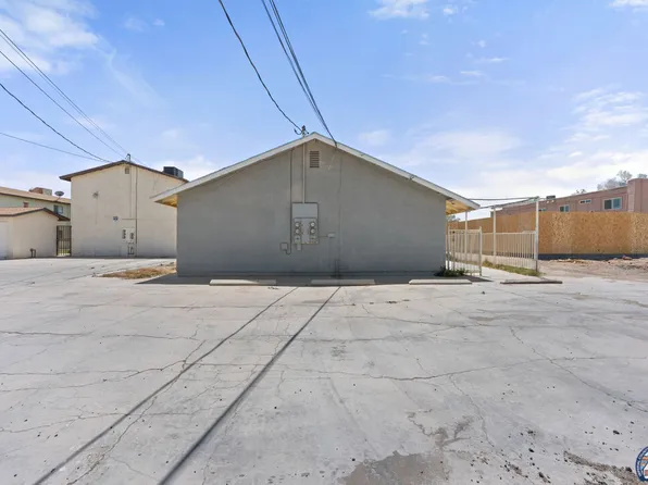 162 W Alamo St, Calipatria, CA 92233