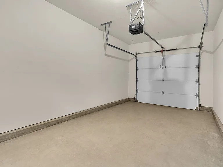 10 Clearwater Cv — Photo 60