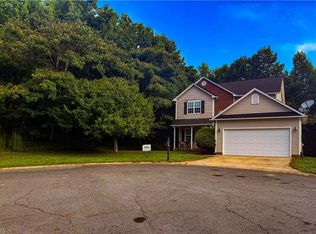 3700 Heather View Ln, Winston Salem, NC 27127