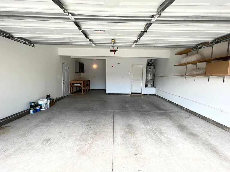 477 Hawk Canyon Ct — Photo 21