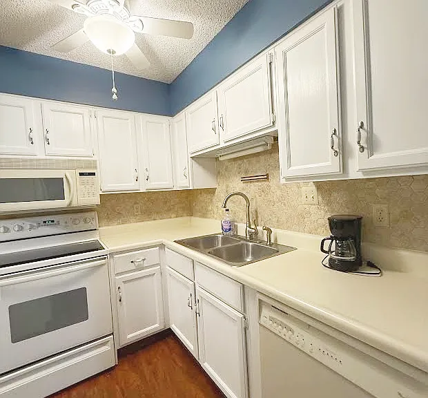 110 Huckleberry Heights Dr #110 — Photo 4