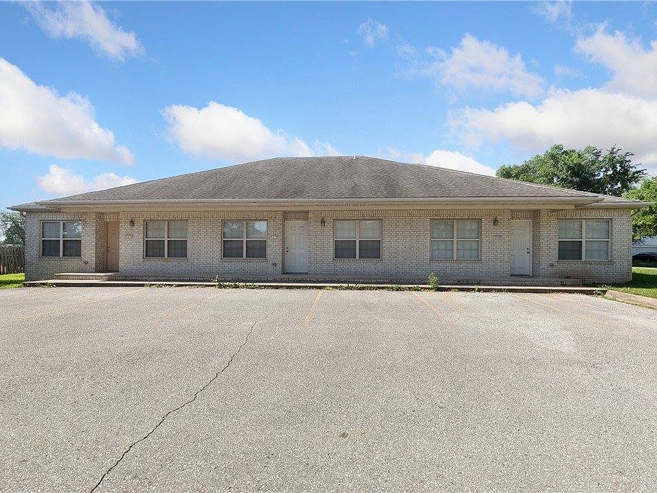 1st image of 1270-1274 N Trinity Dr
