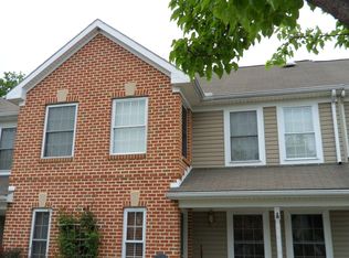 4005 Bradford Cir, Mount Joy, PA 17552