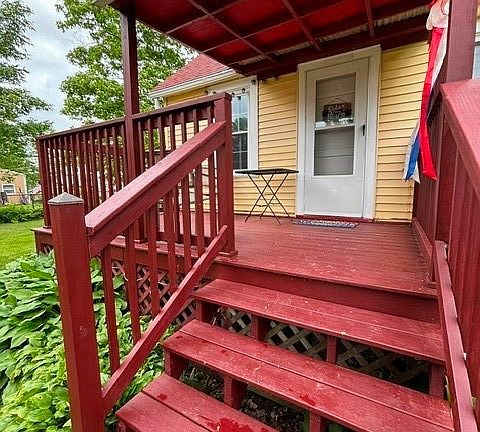 5th image of 248 Garfield Ave