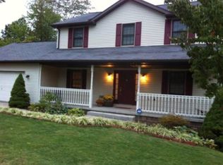 612 Eclipse Dr, Morgantown, WV 26508