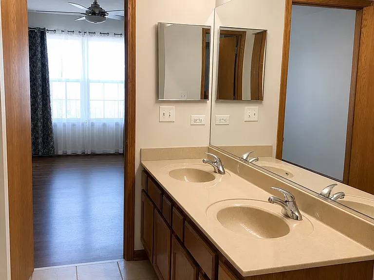 9505 Rainsford Dr — Photo 12