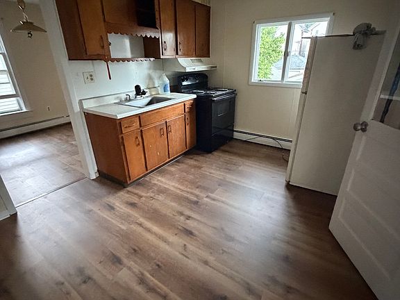 2nd image of 515 N Lincoln Ave Unit 2