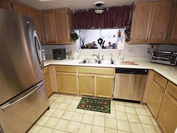 3rd image of 10041 E Chestnut Dr