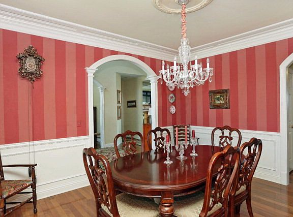 2nd image of 117 Park Hills Ct
