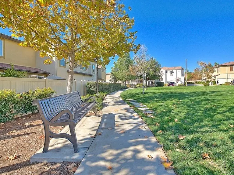 44082 Calle Luz — Photo 25