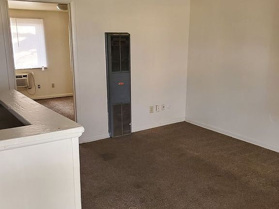3rd image of 3814 3816 Cleveland Ave #L