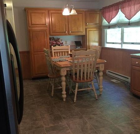 Kitchen - Dining Area