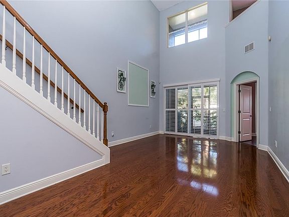 2nd image of 4984 Anniston Cir