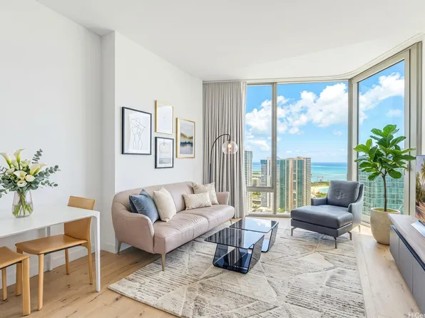 1001 Queen St #Penthouse 4004, Honolulu, HI 96816
